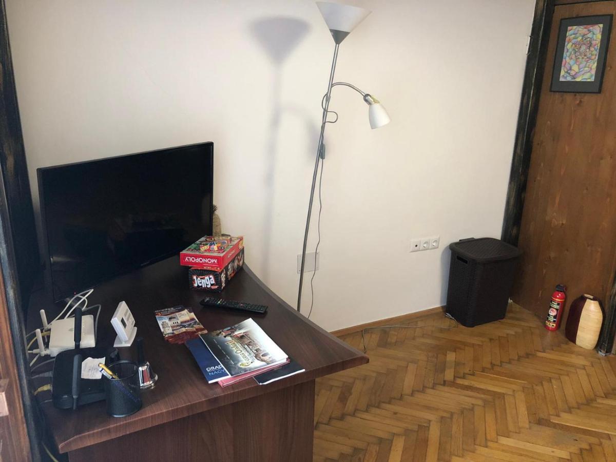 Dalina'S Art Corner Apartment Oradea Ngoại thất bức ảnh