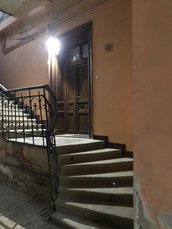 Dalina'S Art Corner Apartment Oradea Ngoại thất bức ảnh